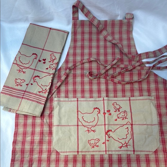 Red Plaid Chicken Apron and Towel Set, adjustable straps, embroidered, NWOT - Picture 1 of 10